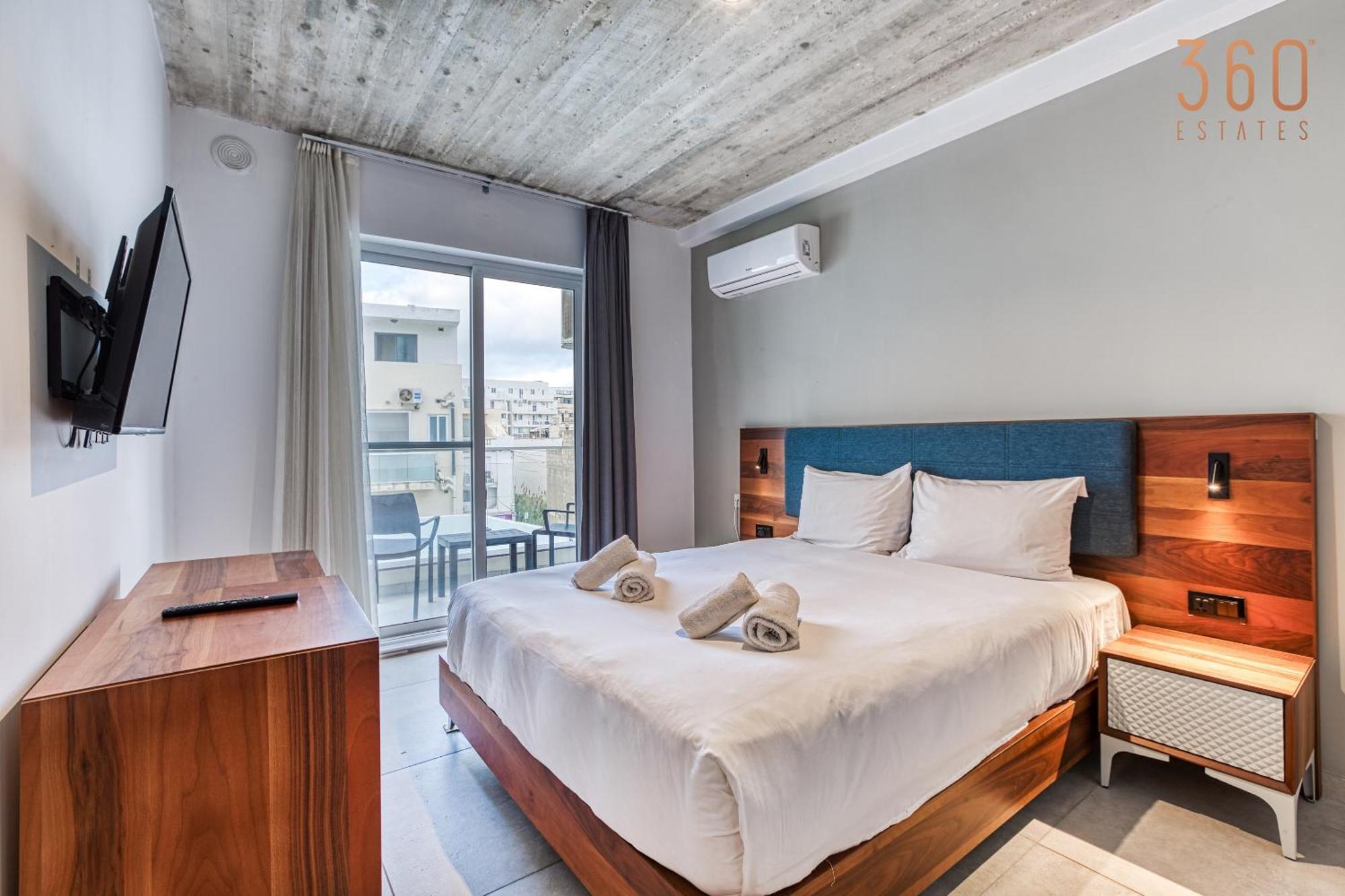 The Swieqi Poolside Suites Is-Swieqi Εξωτερικό φωτογραφία